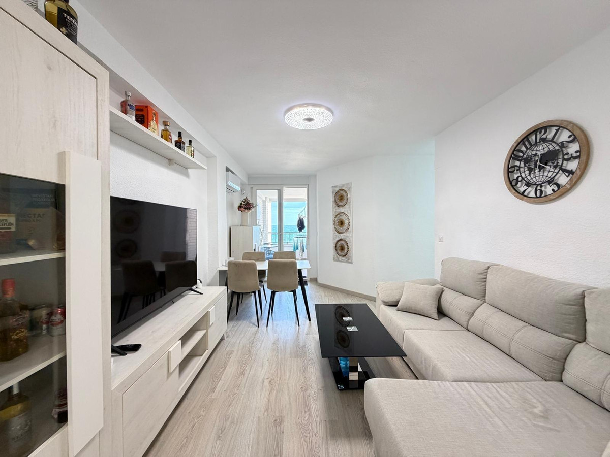 Se vende Apartamento Planta Media de 3 dormitorios en Costa Blanca, Alicante, España