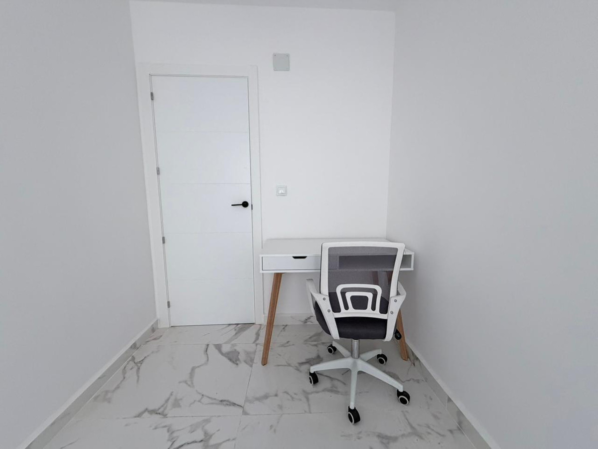 3 Bed Apartment for sale in Torrevieja Costa Blanca, Alicante, Spain