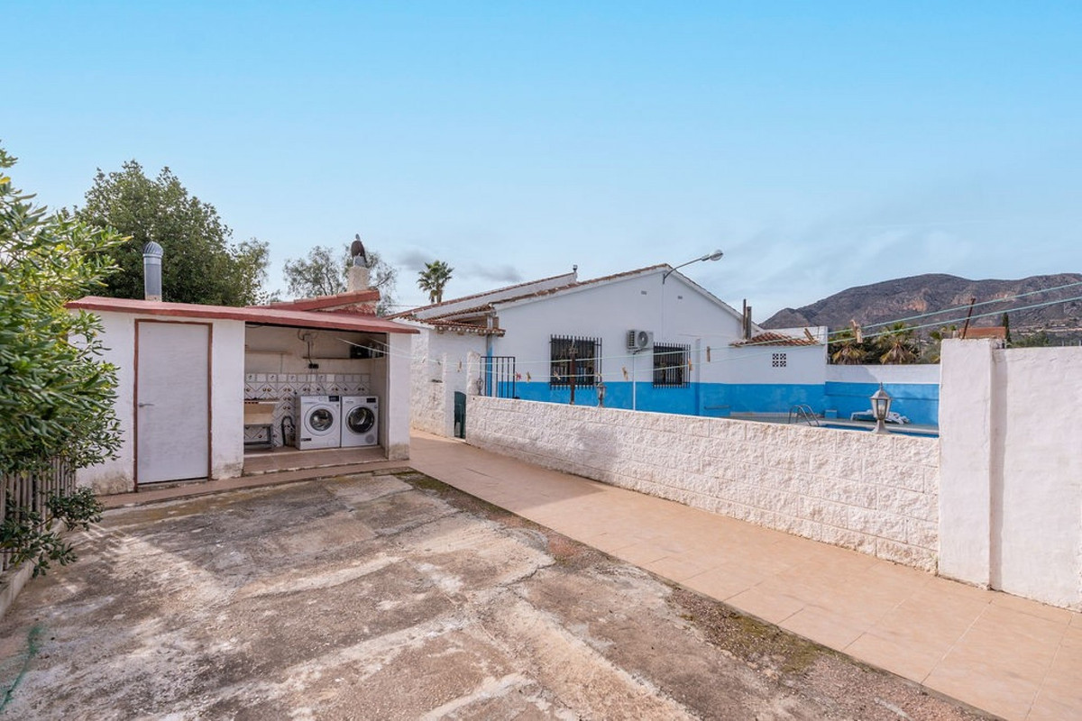 Se vende Finca - Cortijo de 3 dormitorios en Costa Blanca, Alicante, España