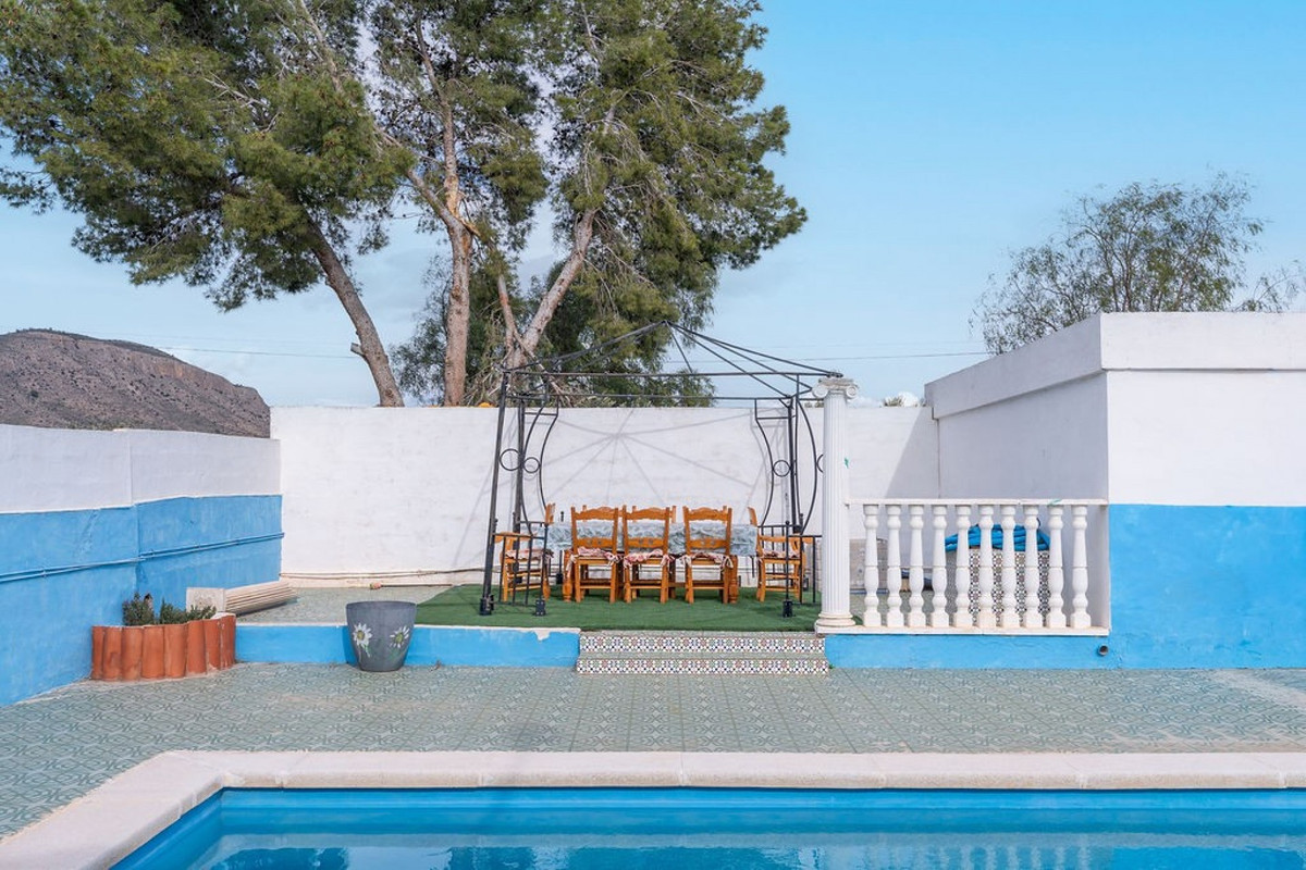 Se vende Finca - Cortijo de 3 dormitorios en Costa Blanca, Alicante, España