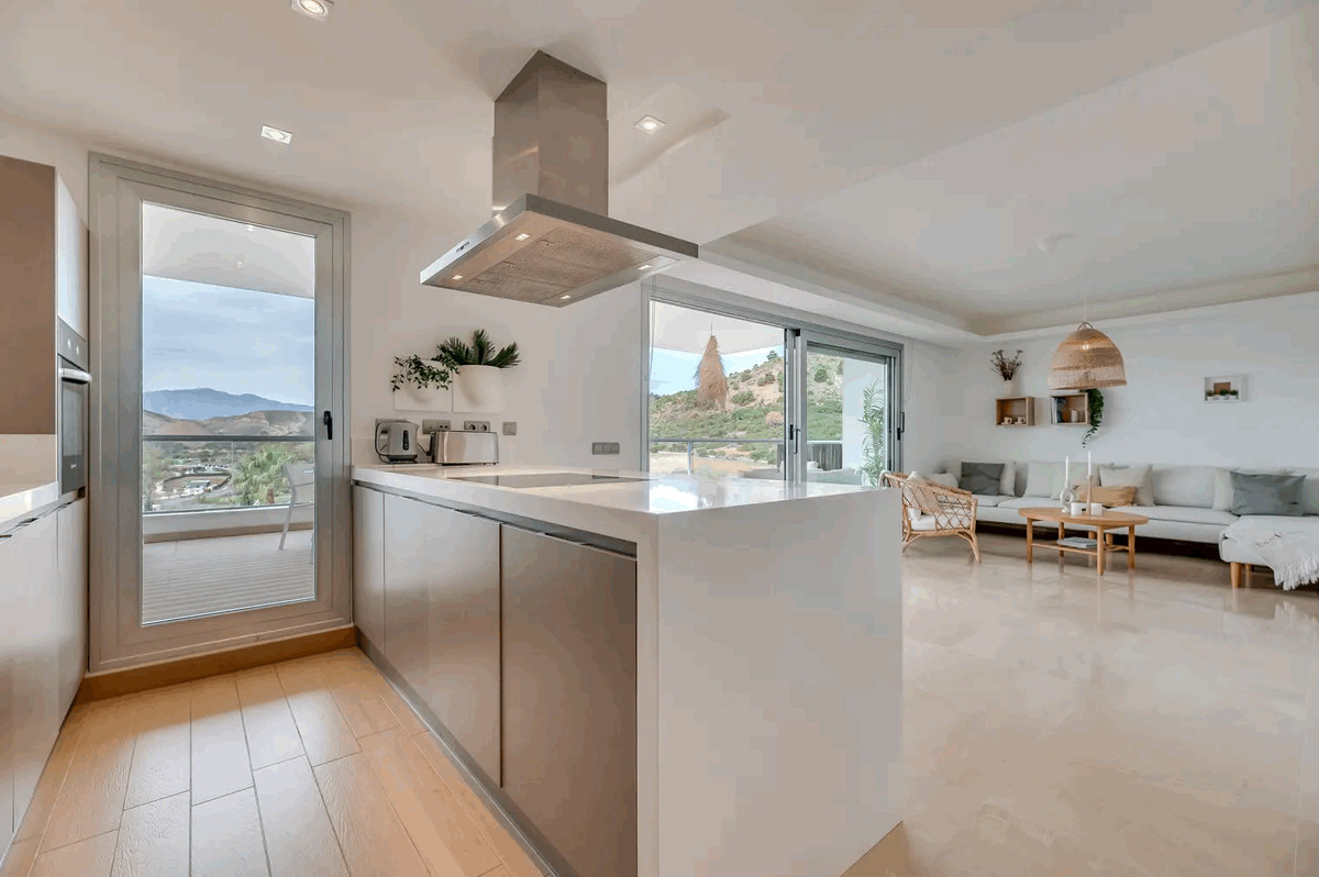 3 Bed Apartment for sale in Los Arqueros Costa Del Sol, Málaga, Spain