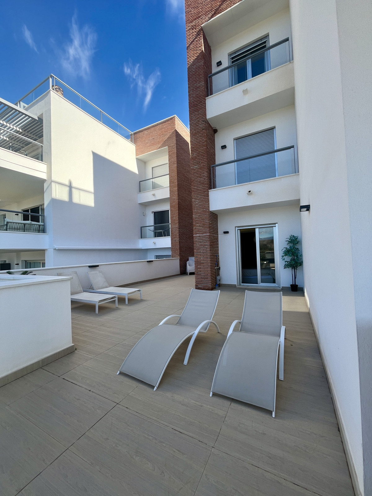 3 Bed Apartment for sale in Los Arqueros Costa Del Sol, Málaga, Spain