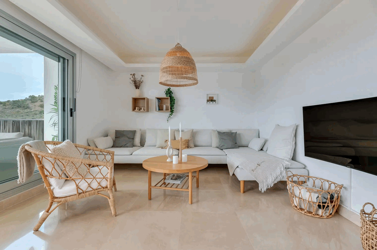 3 Bed Apartment for sale in Los Arqueros Costa Del Sol, Málaga, Spain
