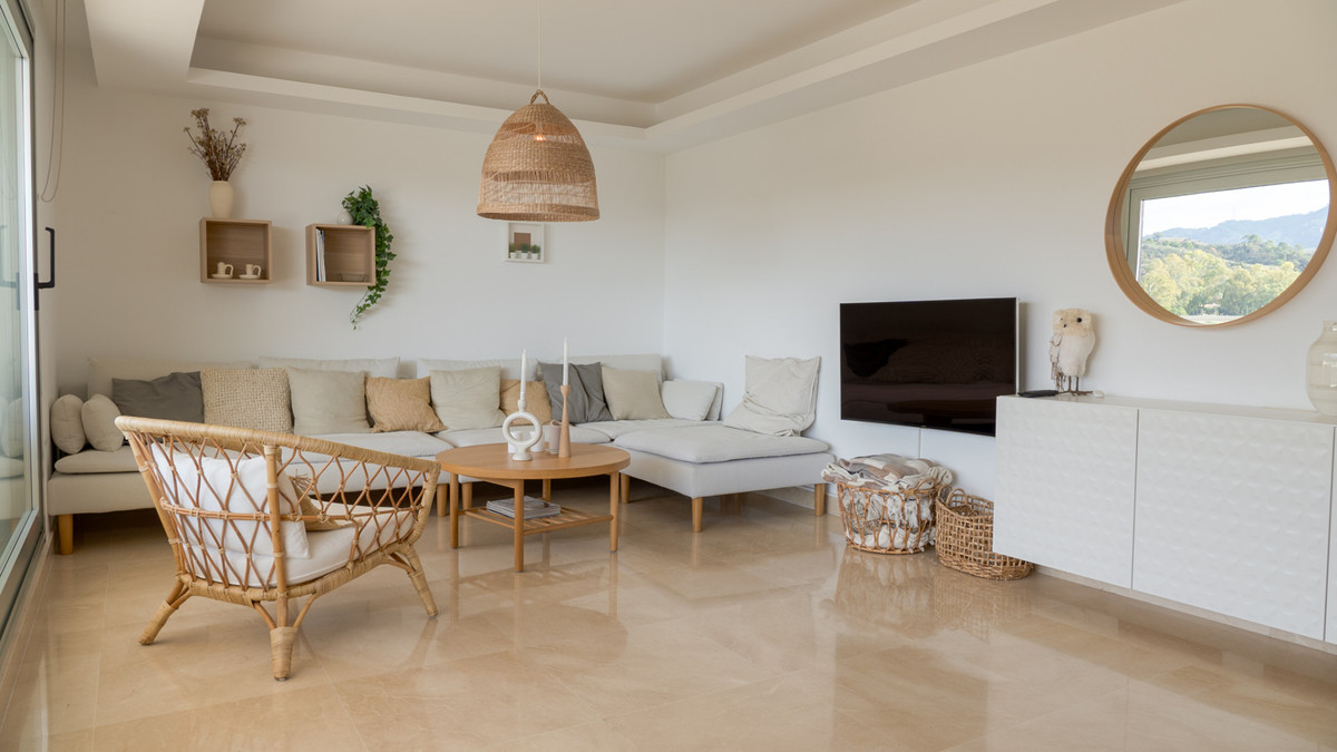 3 Bed Apartment for sale in Los Arqueros Costa Del Sol, Málaga, Spain