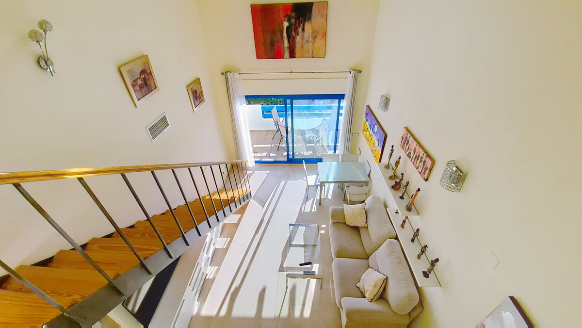 3 Bed Apartment for sale in La Duquesa Costa Del Sol, Málaga, Spain