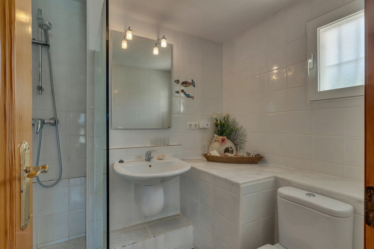 4 Bed Townhouse for sale in Lliber Costa Blanca, Alicante, Spain