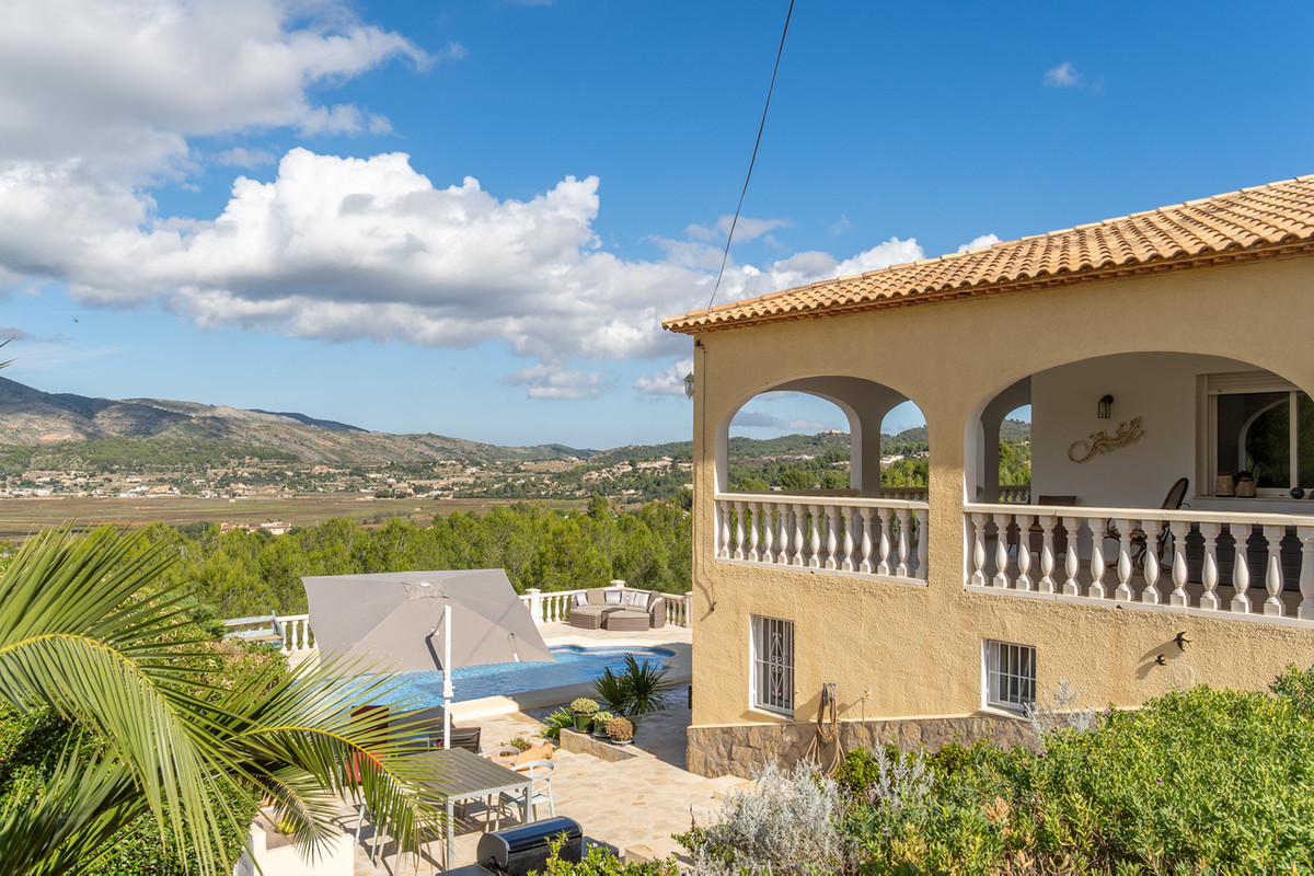 4 Bed Townhouse for sale in Lliber Costa Blanca, Alicante, Spain
