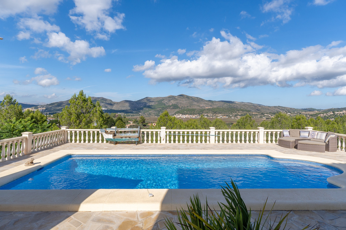 4 Bed Townhouse for sale in Lliber Costa Blanca, Alicante, Spain