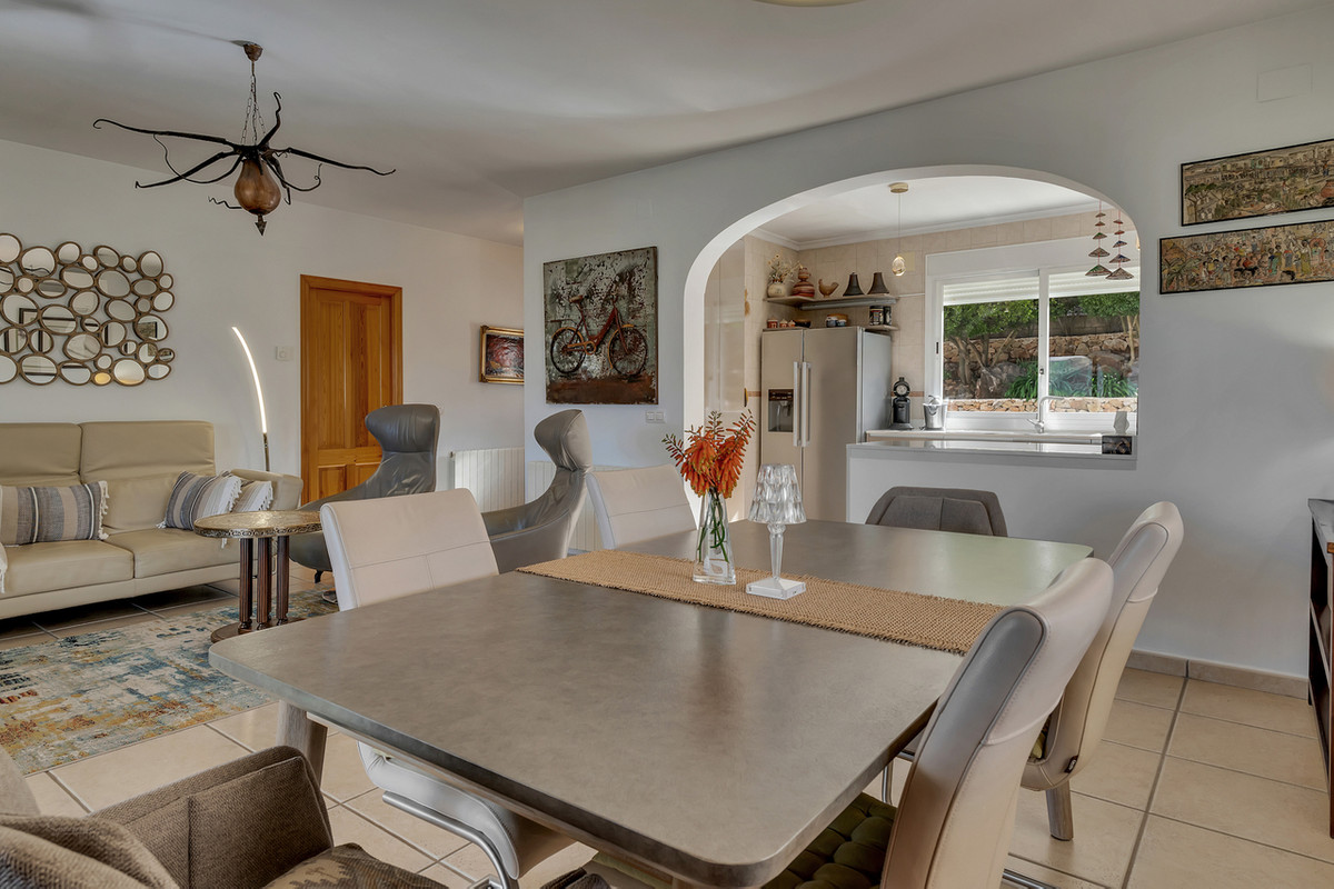 4 Bed Townhouse for sale in Lliber Costa Blanca, Alicante, Spain