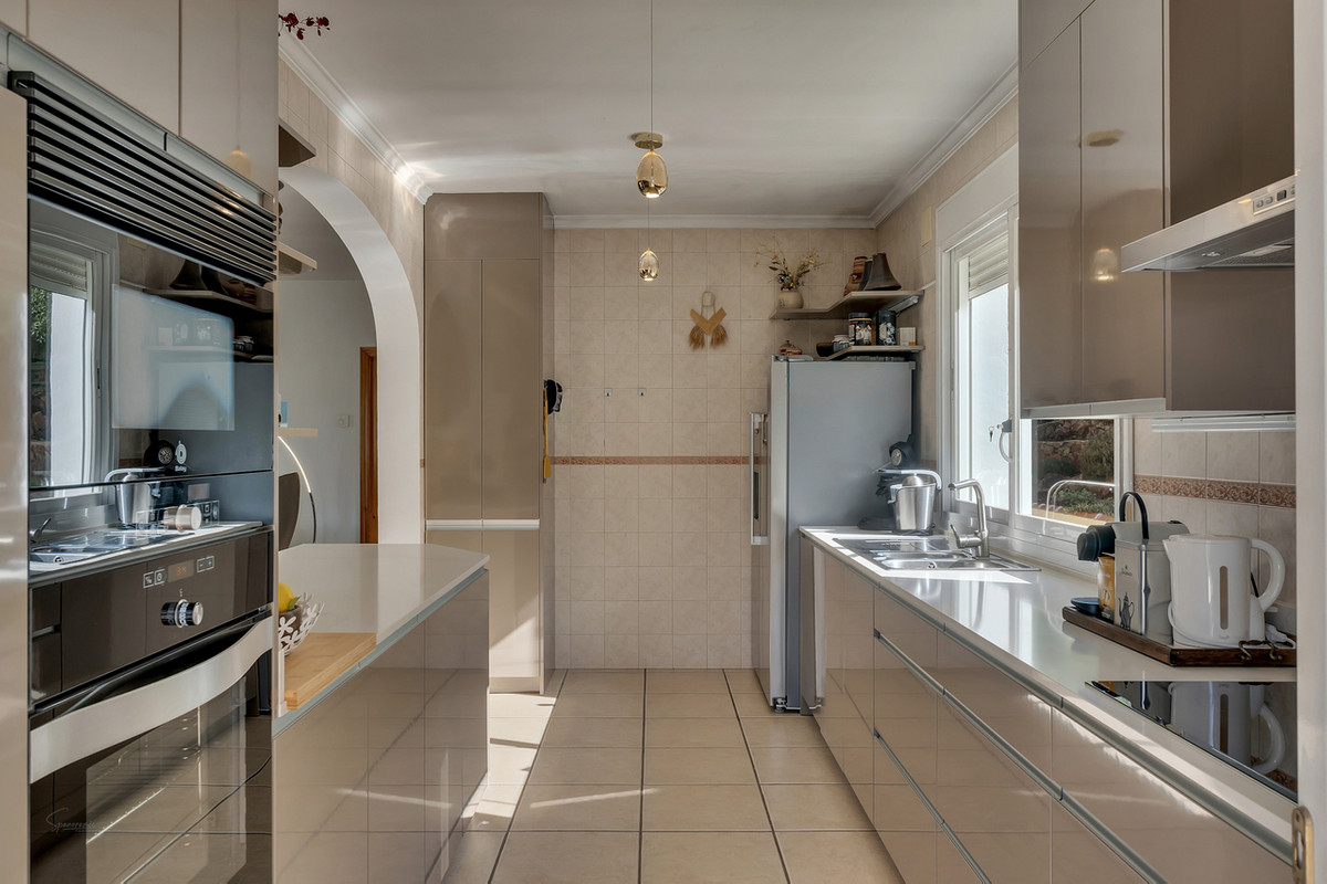 4 Bed Townhouse for sale in Lliber Costa Blanca, Alicante, Spain