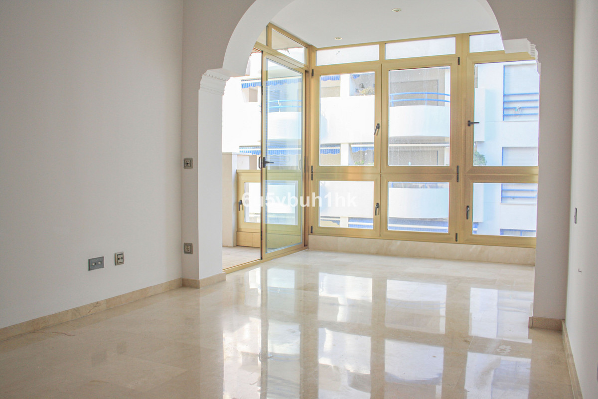 Se vende Apartamento Planta Baja de 2 dormitorios en Costa Del Sol, Málaga, España