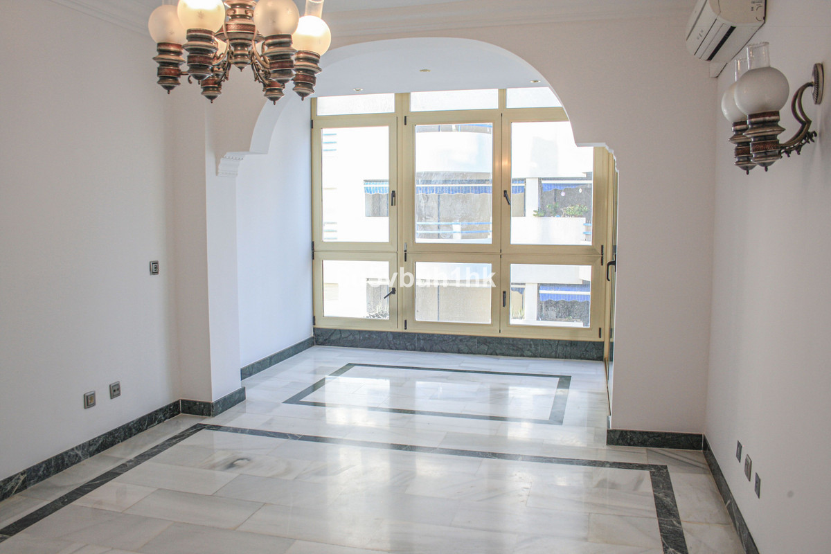 Se vende Apartamento Planta Baja de 2 dormitorios en Costa Del Sol, Málaga, España