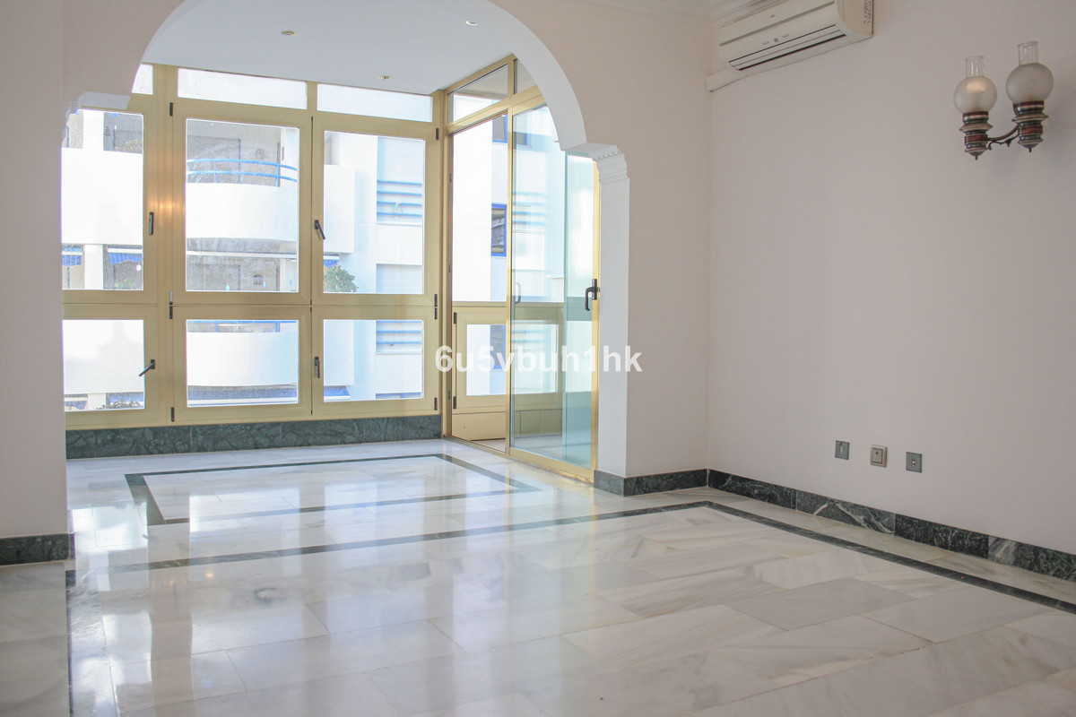 Se vende Apartamento Planta Baja de 2 dormitorios en Costa Del Sol, Málaga, España