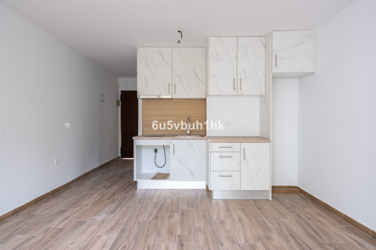 Se vende Apartamento Planta Baja de 1 dormitorios en Costa Del Sol, Málaga, España