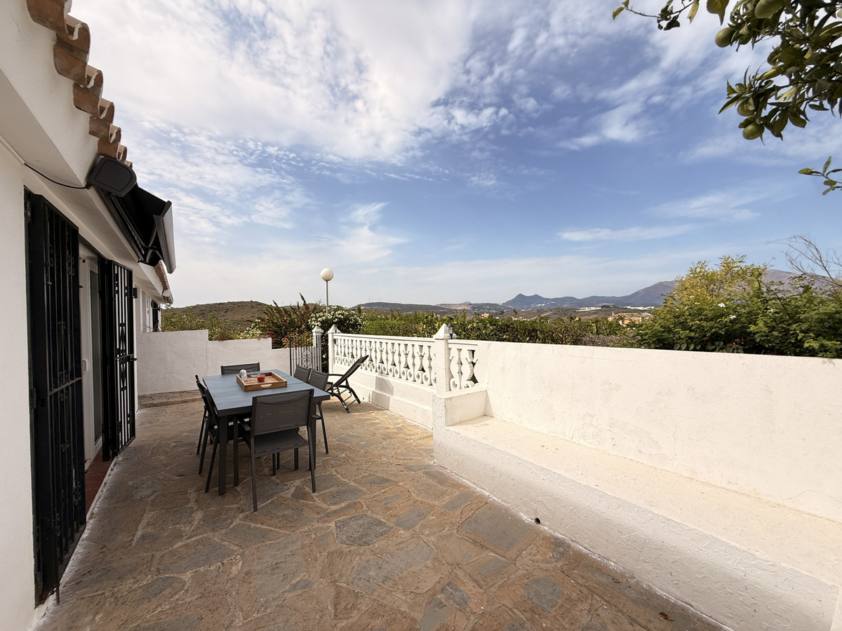 3 Bed Townhouse for sale in Manilva Costa Del Sol, Málaga, Spain