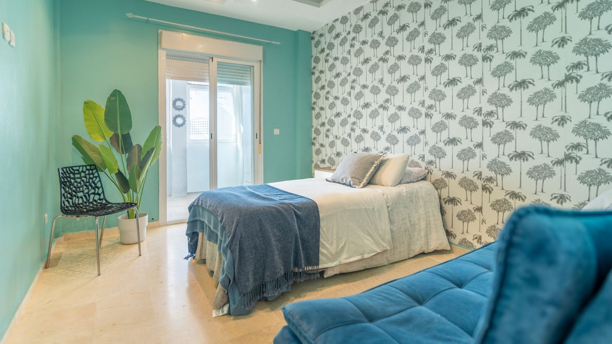 2 Bed Apartment for sale in Estepona Costa Del Sol, Málaga, Spain