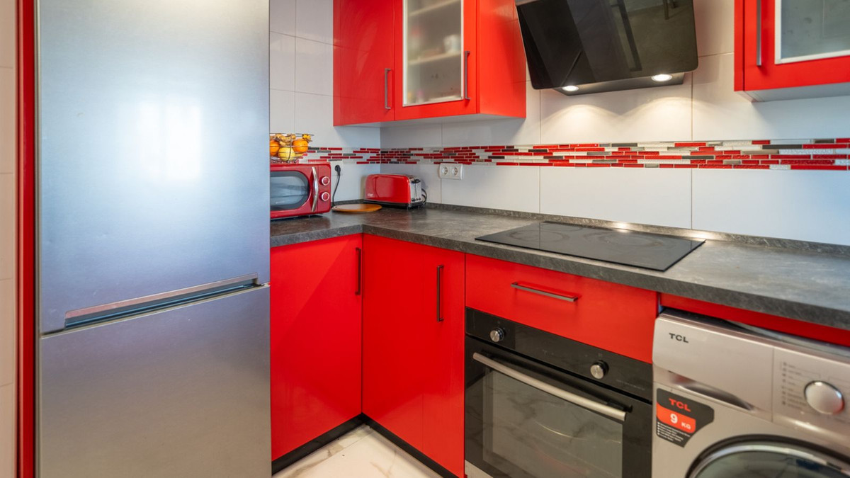 2 Bed Apartment for sale in Estepona Costa Del Sol, Málaga, Spain
