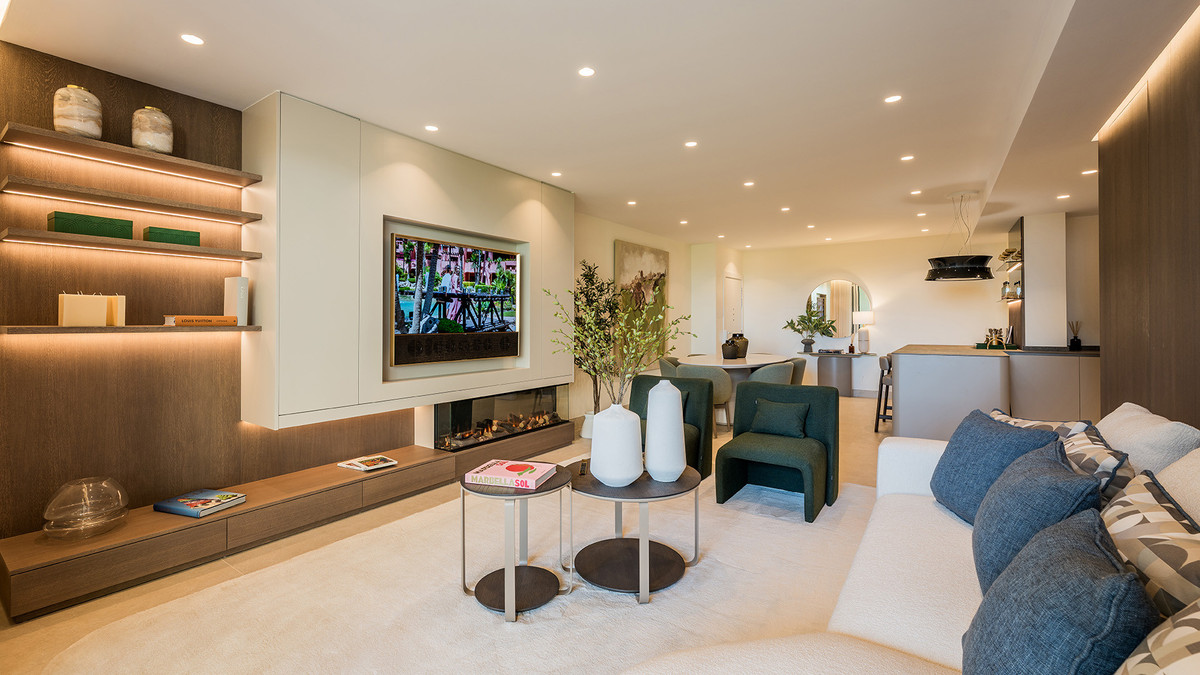 3 Bed Apartment for sale in Estepona Costa Del Sol, Málaga, Spain