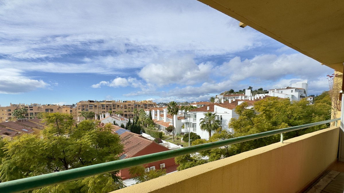Se vende Apartamento Planta Media de 2 dormitorios en Costa Del Sol, Málaga, España