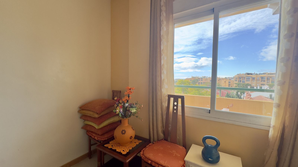 Se vende Apartamento Planta Media de 2 dormitorios en Costa Del Sol, Málaga, España