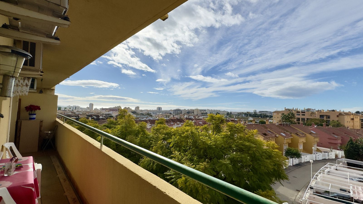 Se vende Apartamento Planta Media de 2 dormitorios en Costa Del Sol, Málaga, España