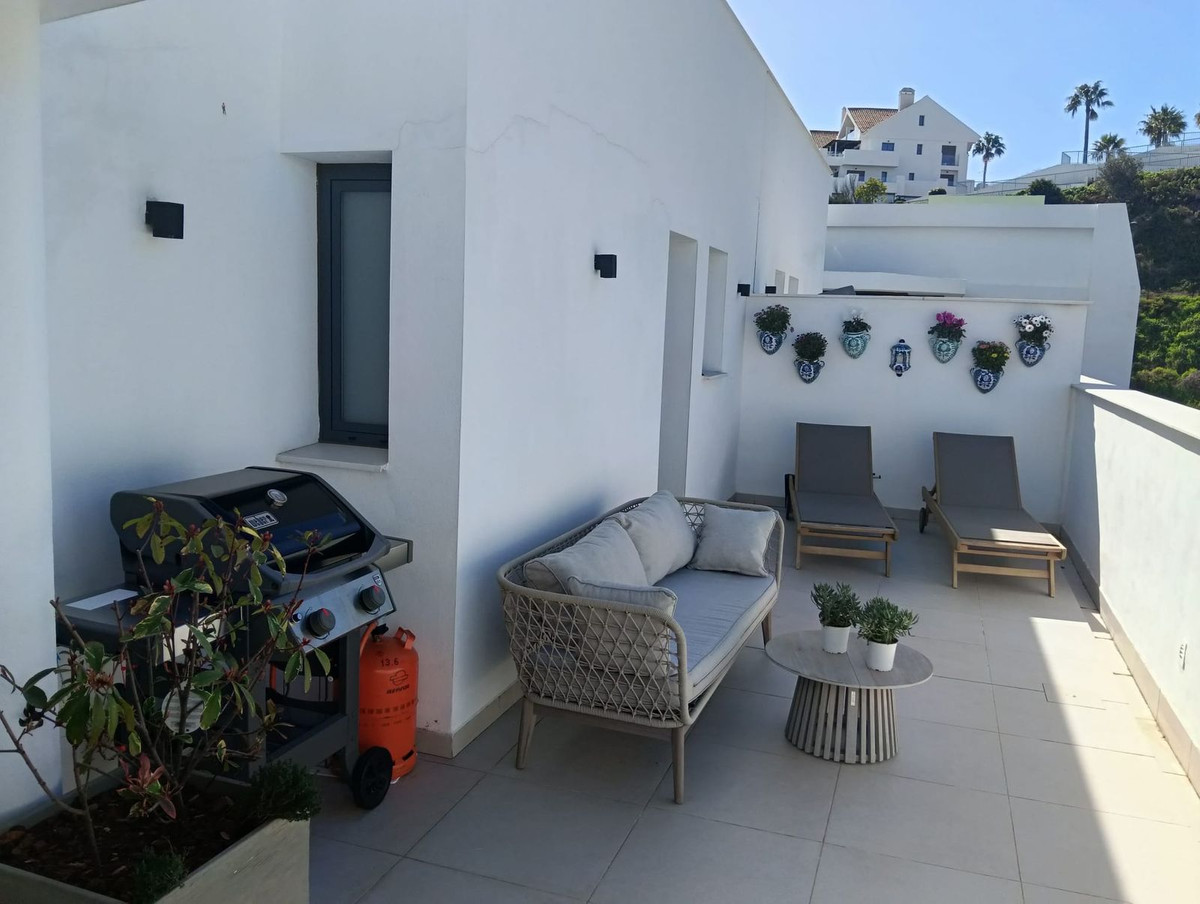 2 Bed Apartment for sale in La Cala De Mijas Costa Del Sol, Málaga, Spain