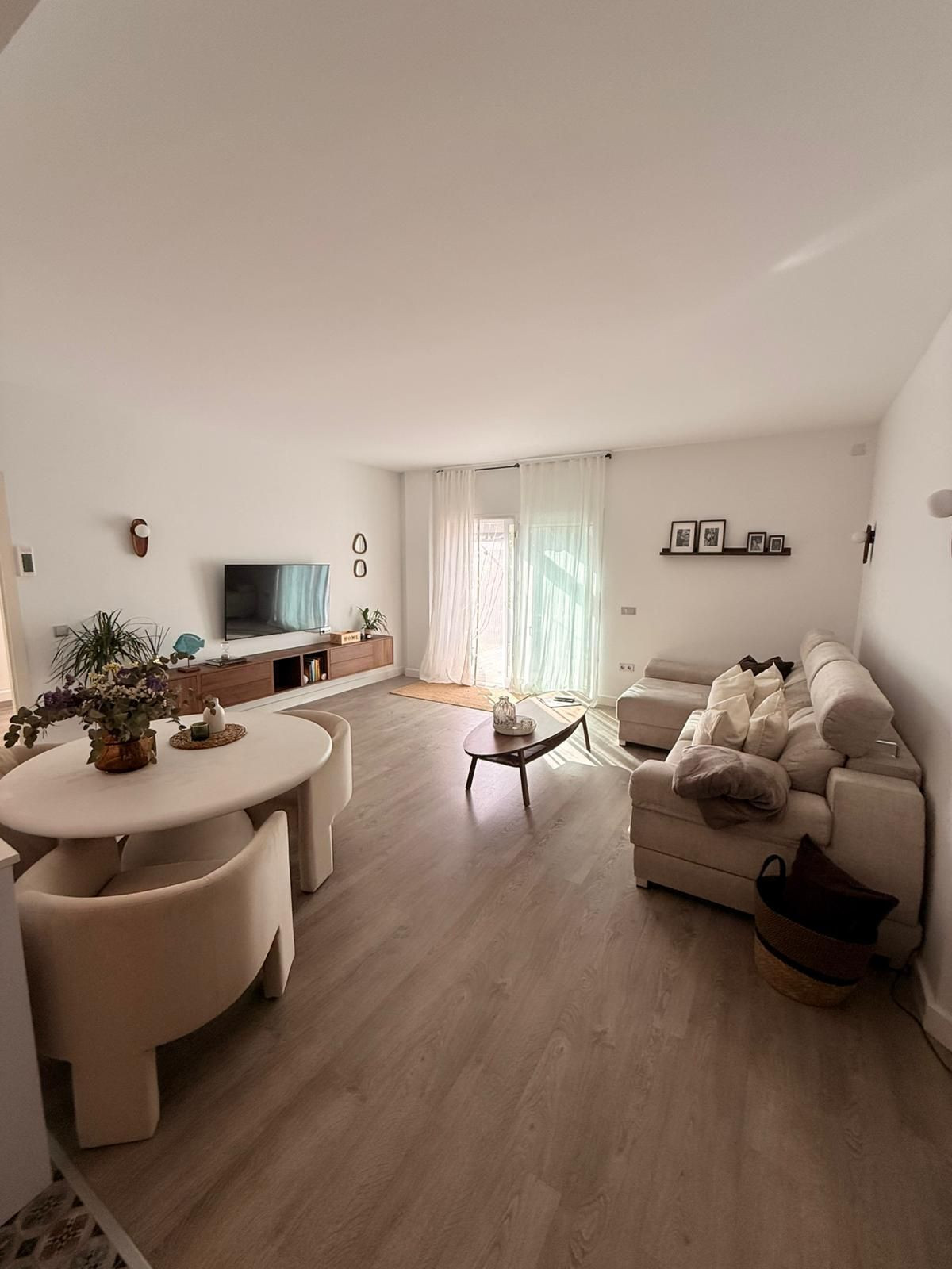 2 Bed Apartment for sale in Benalmadena Costa Del Sol, Málaga, Spain