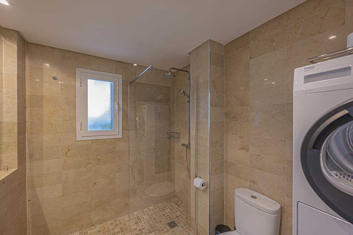 2 Bed Apartment for sale in Elviria Costa Del Sol, Málaga, Spain