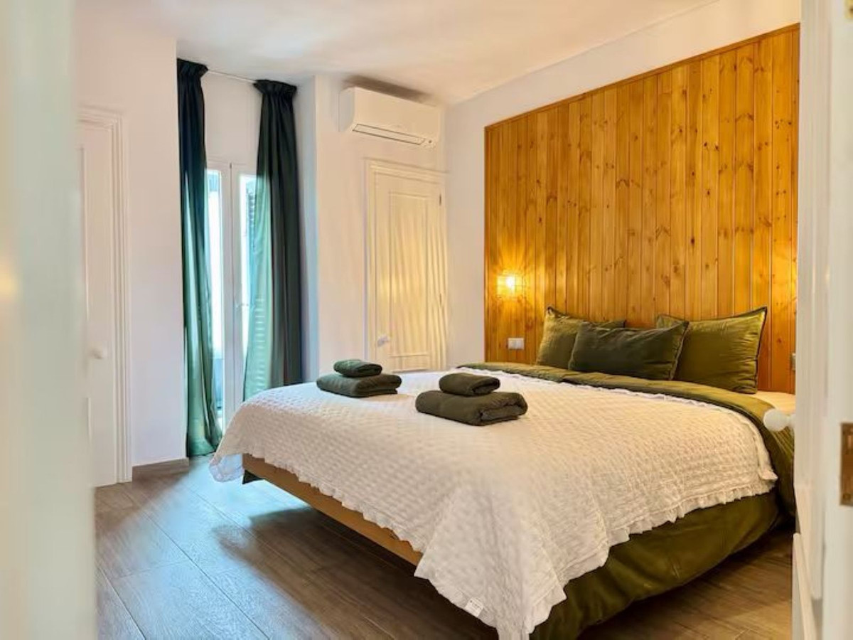 2 Bed Apartment for sale in Elviria Costa Del Sol, Málaga, Spain