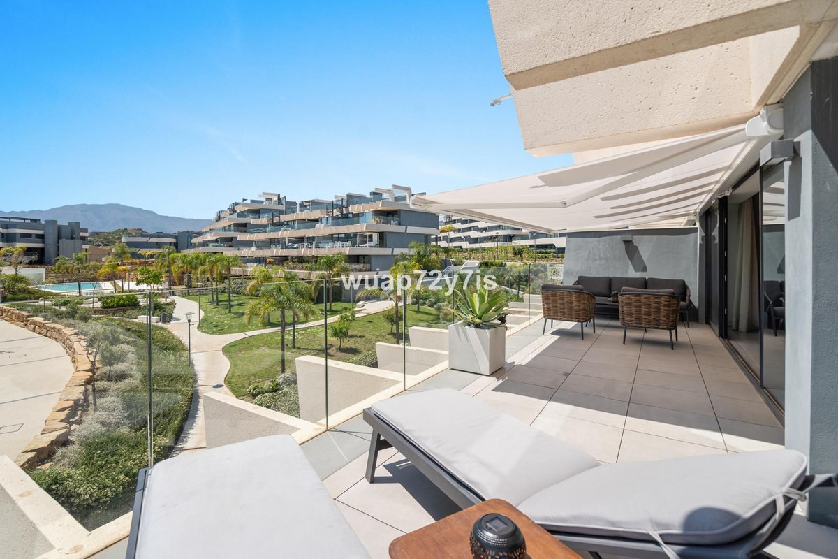 3 Bed Apartment for sale in Selwo Costa Del Sol, Málaga, Spain