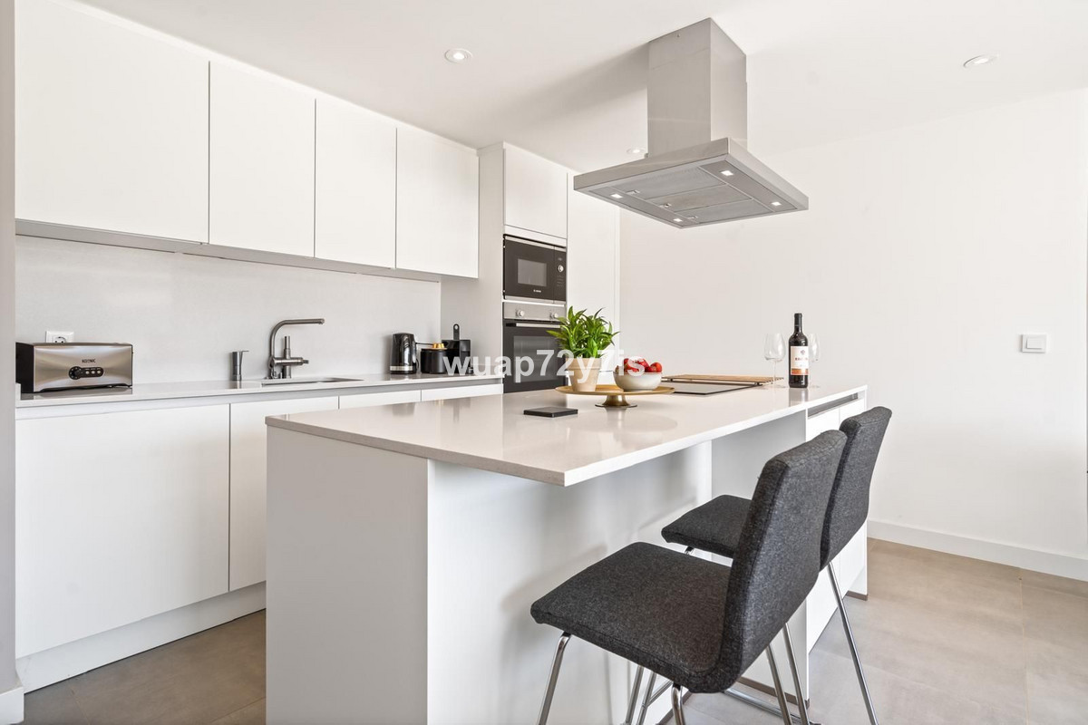 3 Bed Apartment for sale in Selwo Costa Del Sol, Málaga, Spain
