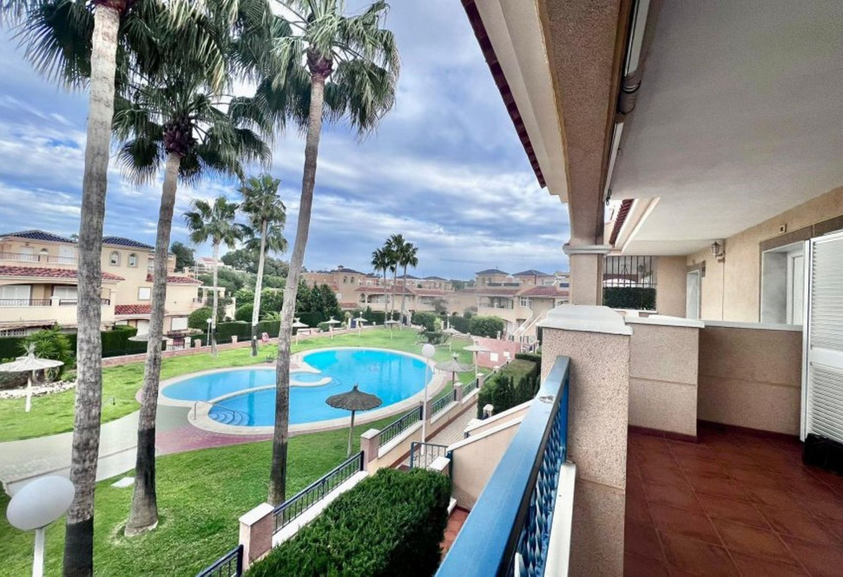 Se vende Ático de 2 dormitorios en Costa Blanca, Alicante, España