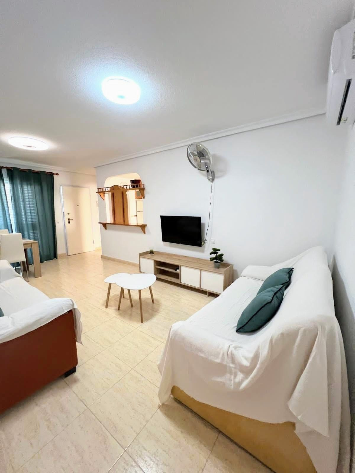 Se vende Ático de 2 dormitorios en Costa Blanca, Alicante, España