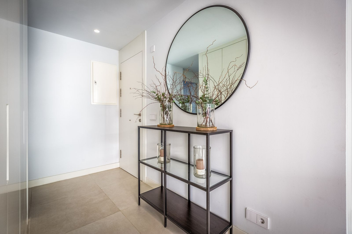 3 Bed Apartment for sale in Fuengirola Costa Del Sol, Málaga, Spain