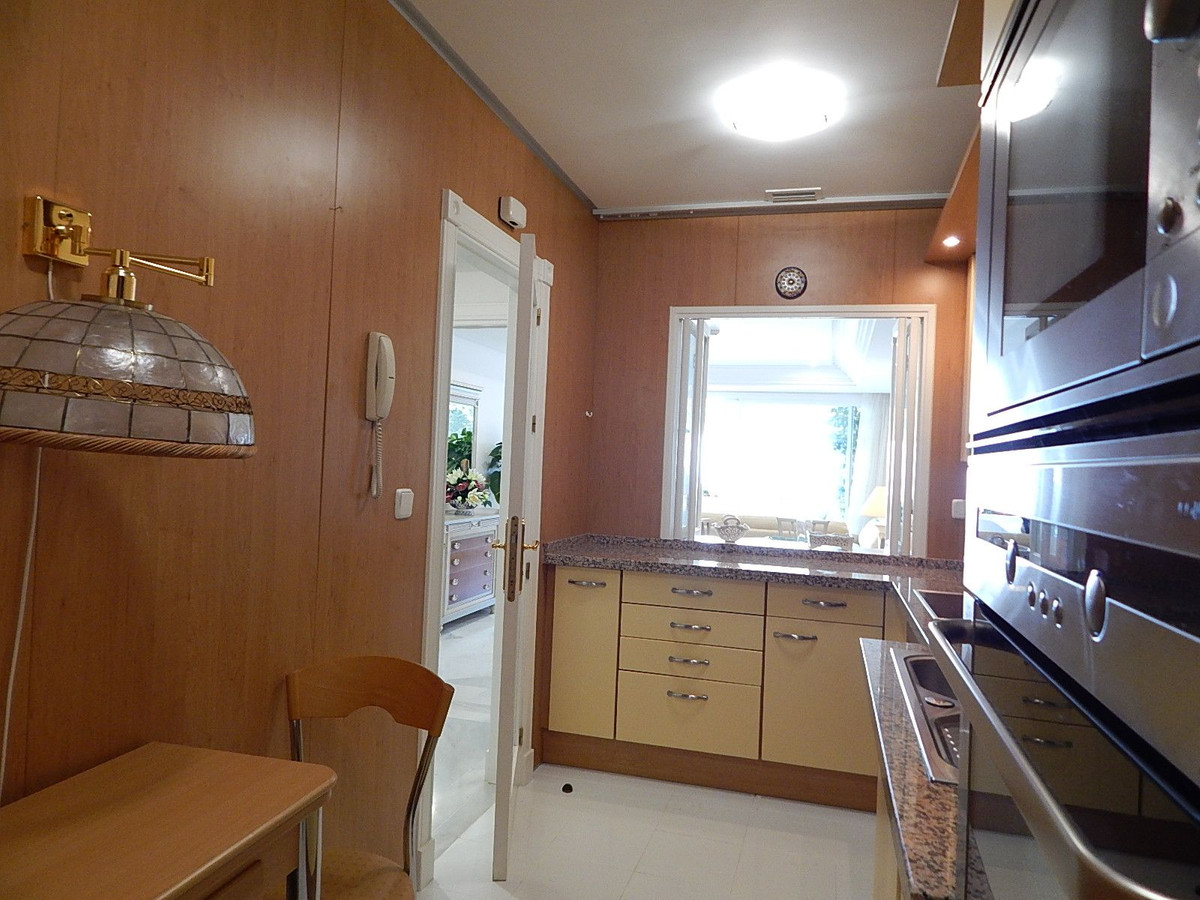 2 Bed Apartment for sale in Marbella Costa Del Sol, Málaga, Spain