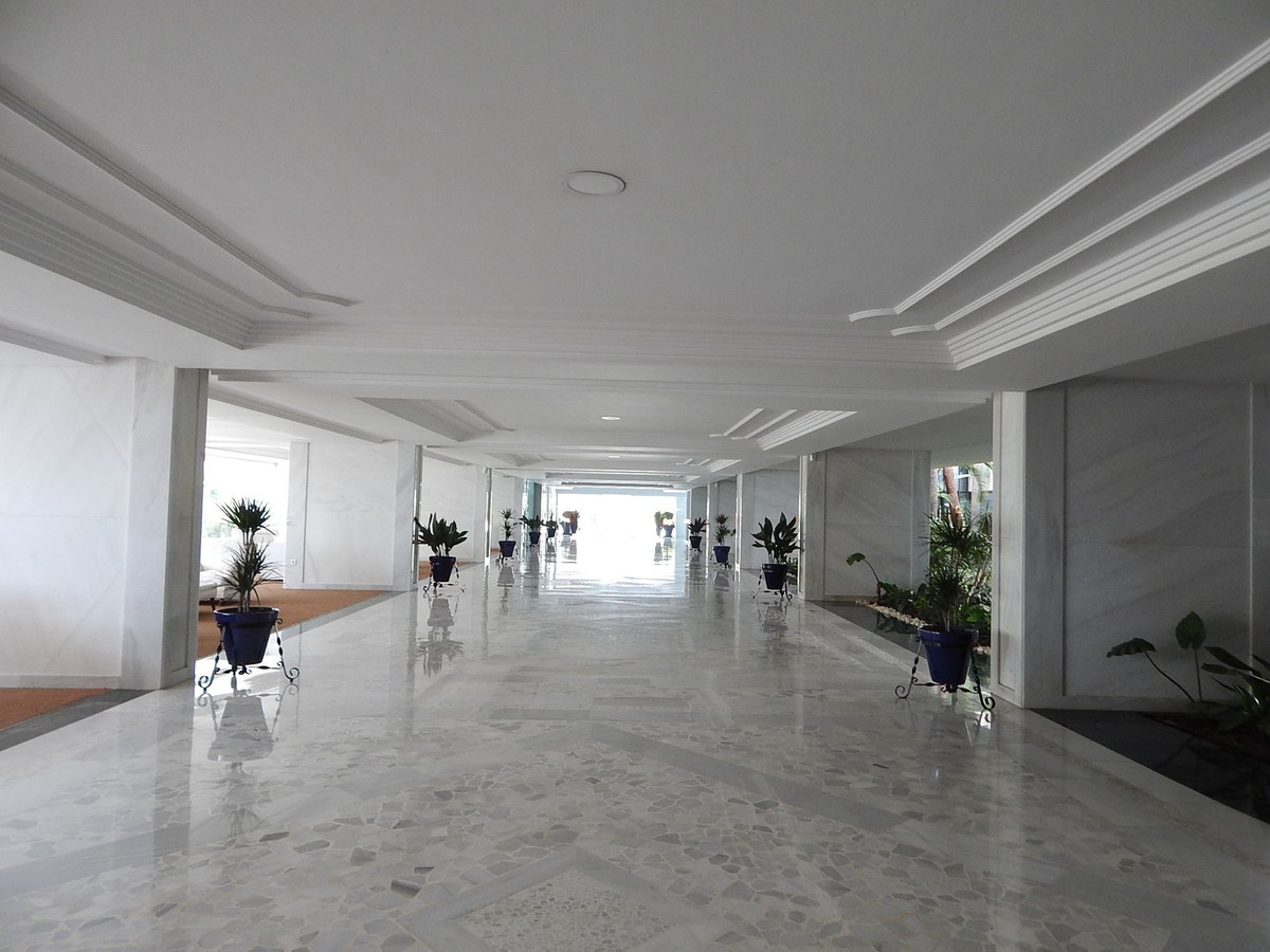 2 Bed Apartment for sale in Marbella Costa Del Sol, Málaga, Spain