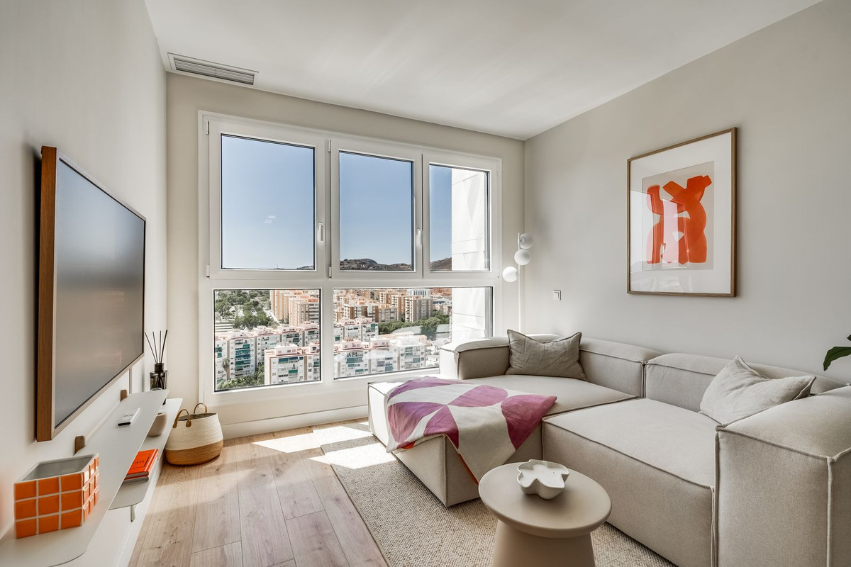 Se vende Apartamento Planta Media de 2 dormitorios en Costa Del Sol, Málaga, España