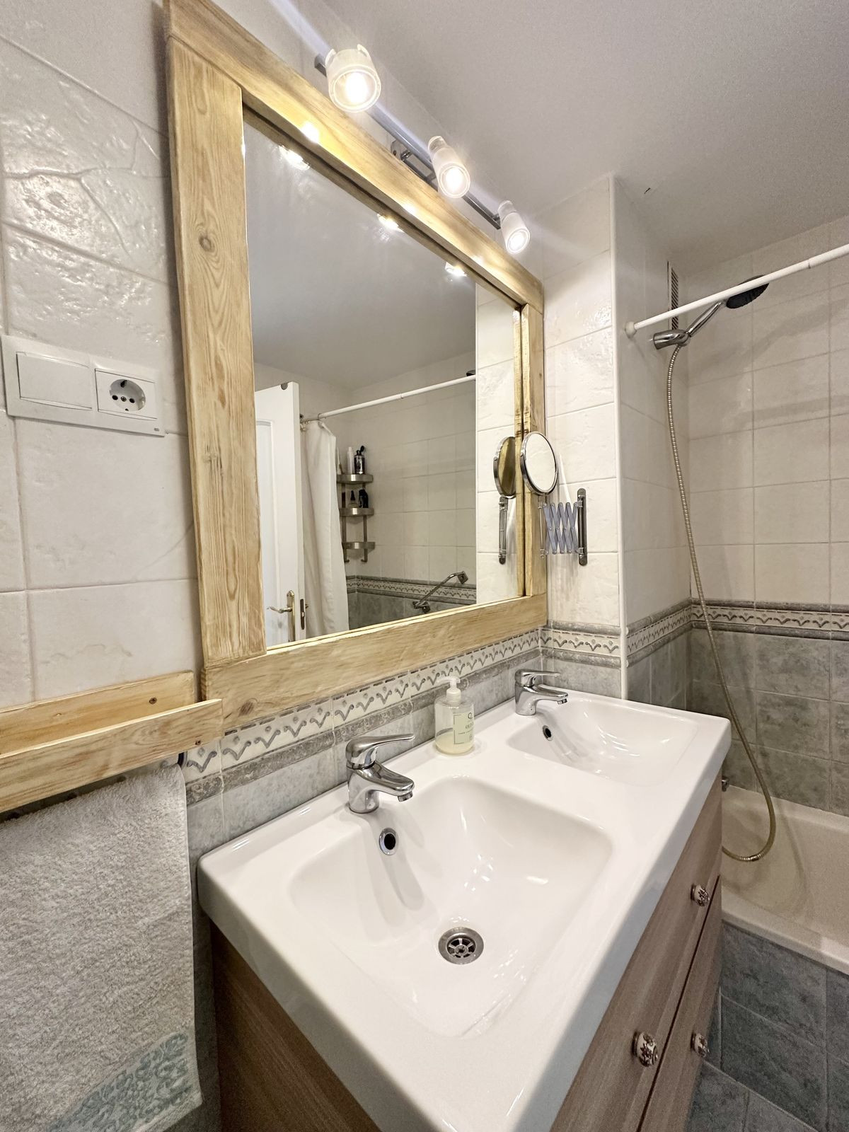 2 Bed Apartment for sale in Mijas Costa Del Sol, Málaga, Spain