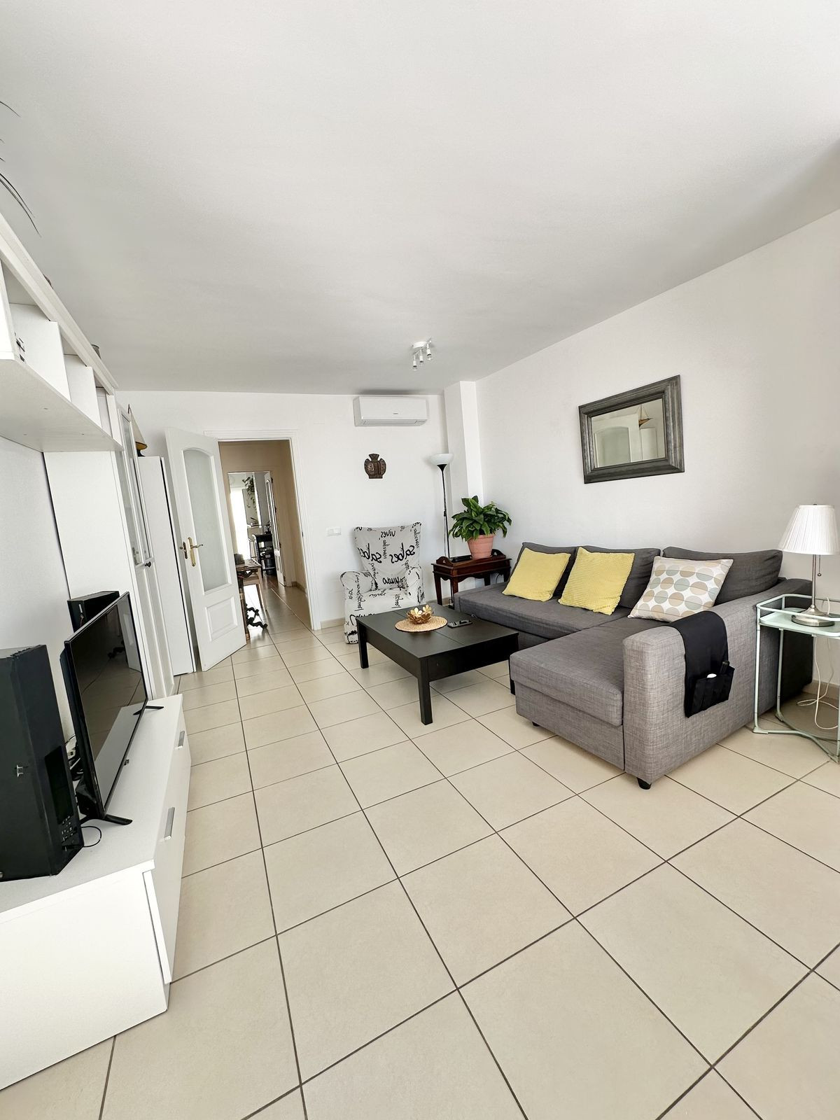 2 Bed Apartment for sale in Mijas Costa Del Sol, Málaga, Spain
