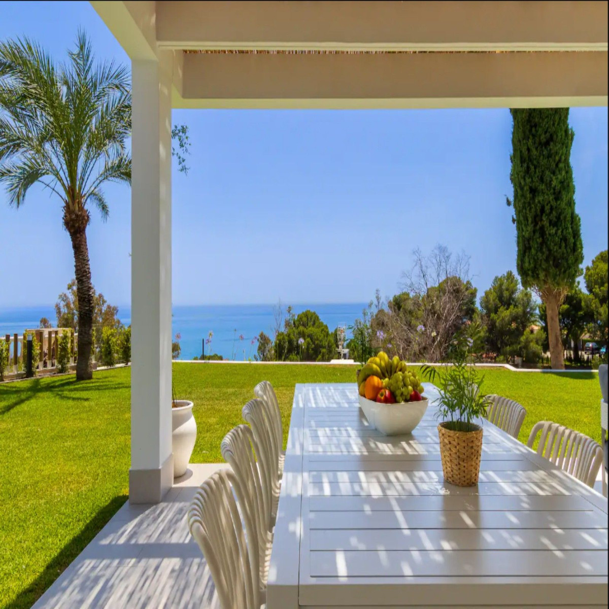 Se vende Villa - Chalet de 6 dormitorios en Costa Del Sol, Málaga, España