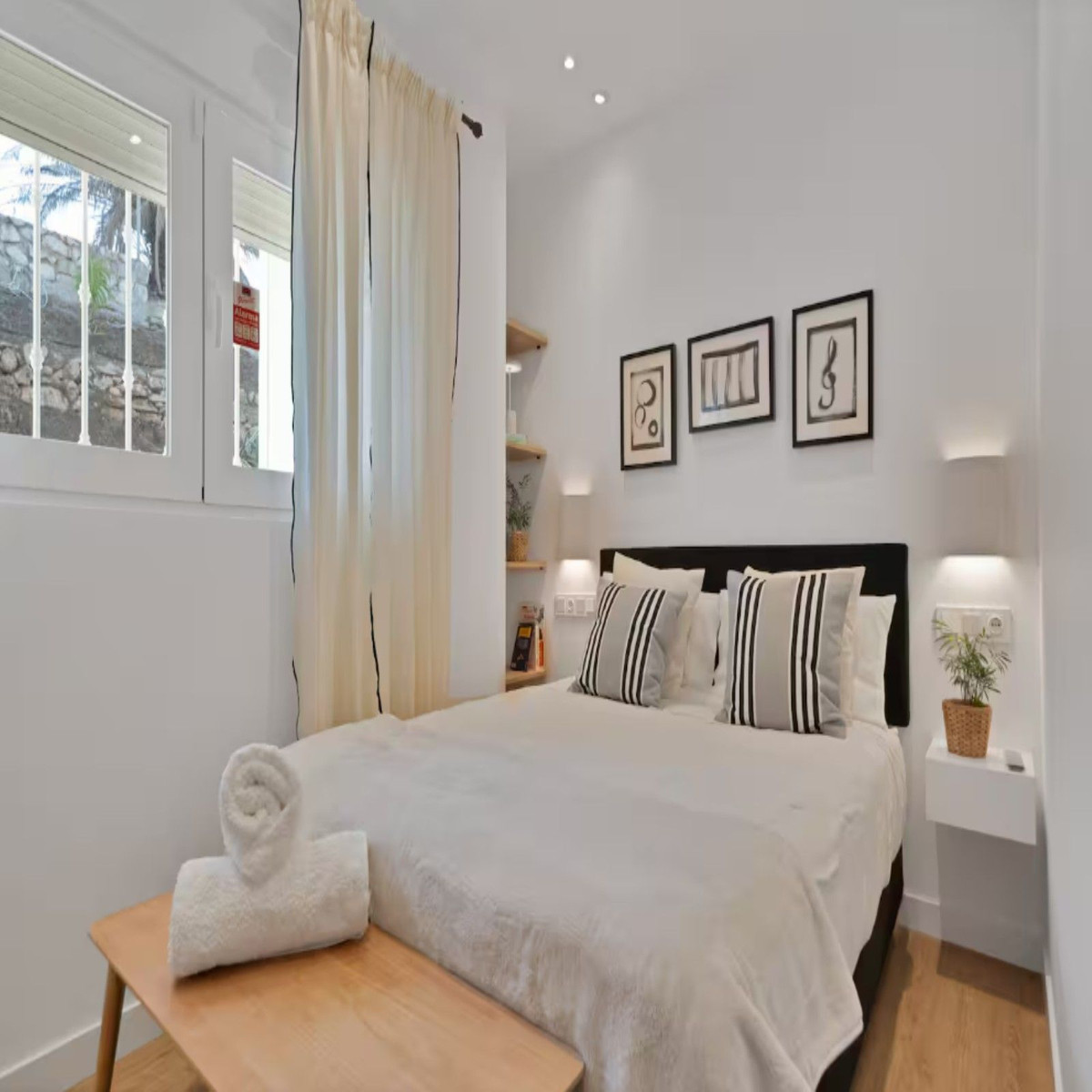 Se vende Villa - Chalet de 6 dormitorios en Costa Del Sol, Málaga, España