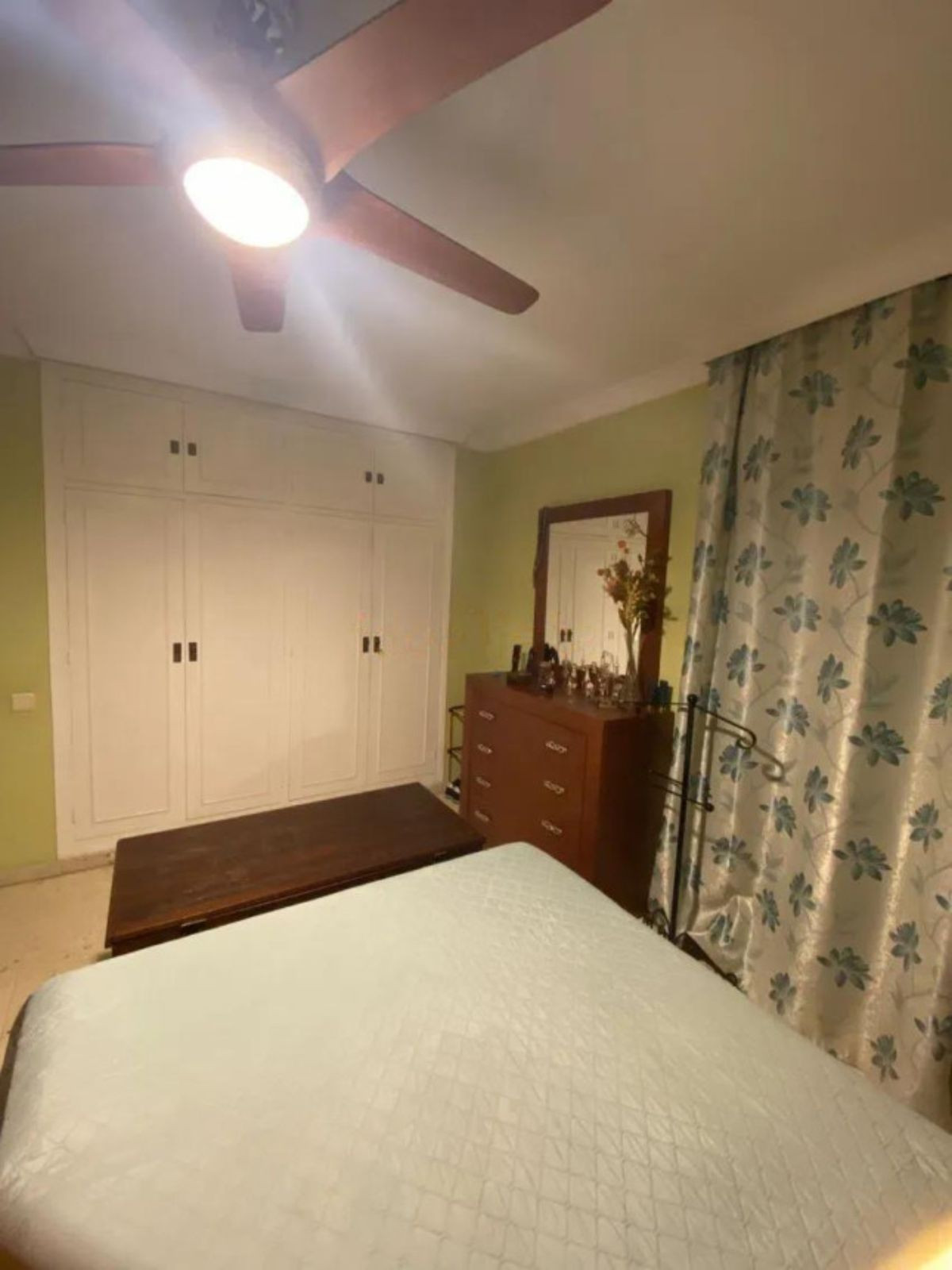 Se vende Apartamento Planta Media de 3 dormitorios en Costa Del Sol, Málaga, España