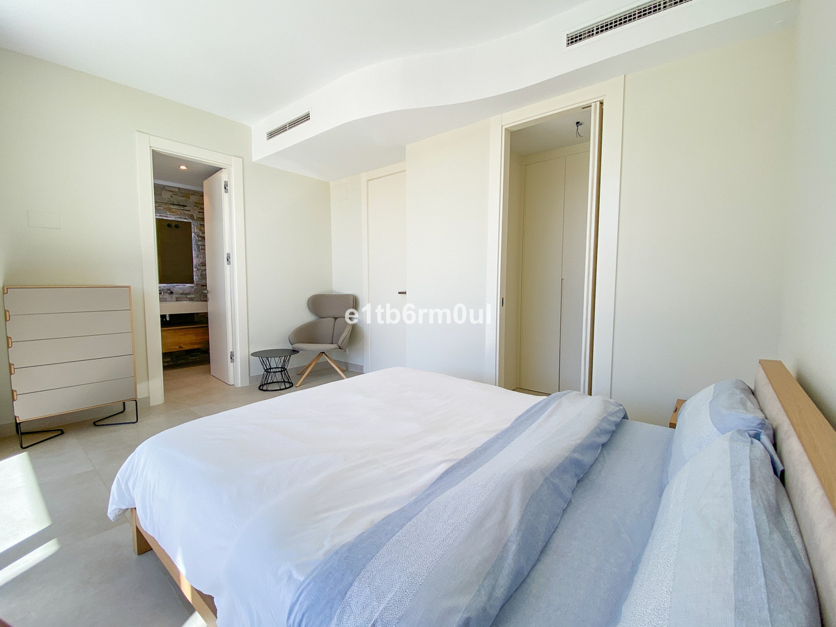 Se vende Pareada de 3 dormitorios en Costa Del Sol, Málaga, España