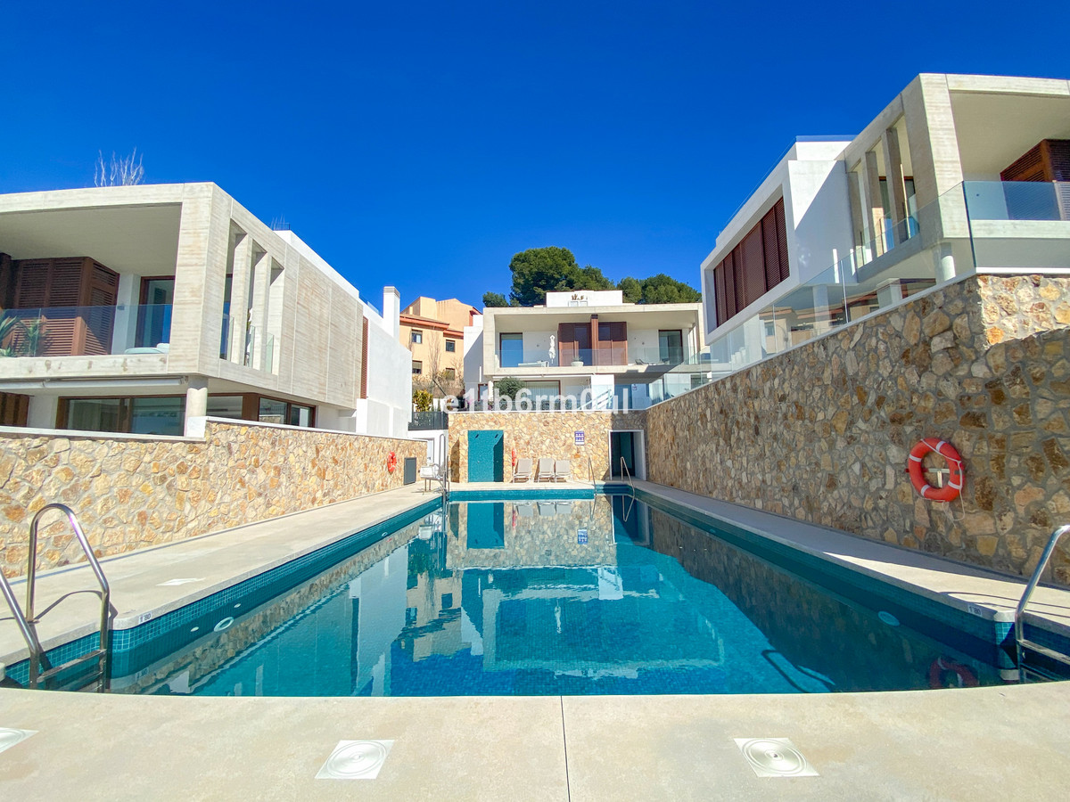 Se vende Pareada de 3 dormitorios en Costa Del Sol, Málaga, España