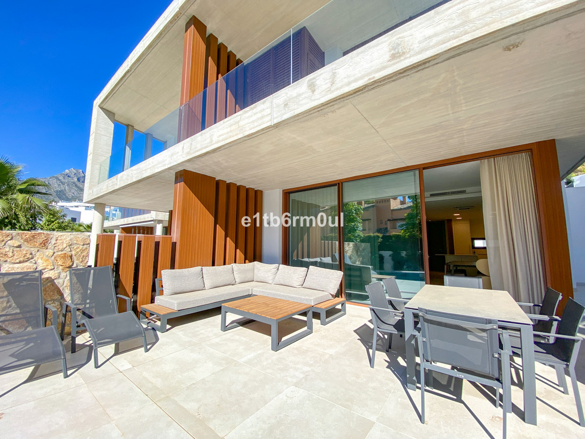 Se vende Pareada de 3 dormitorios en Costa Del Sol, Málaga, España