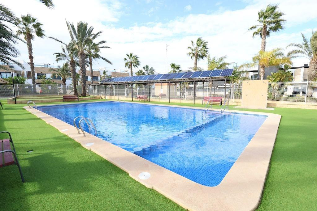 Se vende Adosada de 3 dormitorios en Costa Blanca, Alicante, España