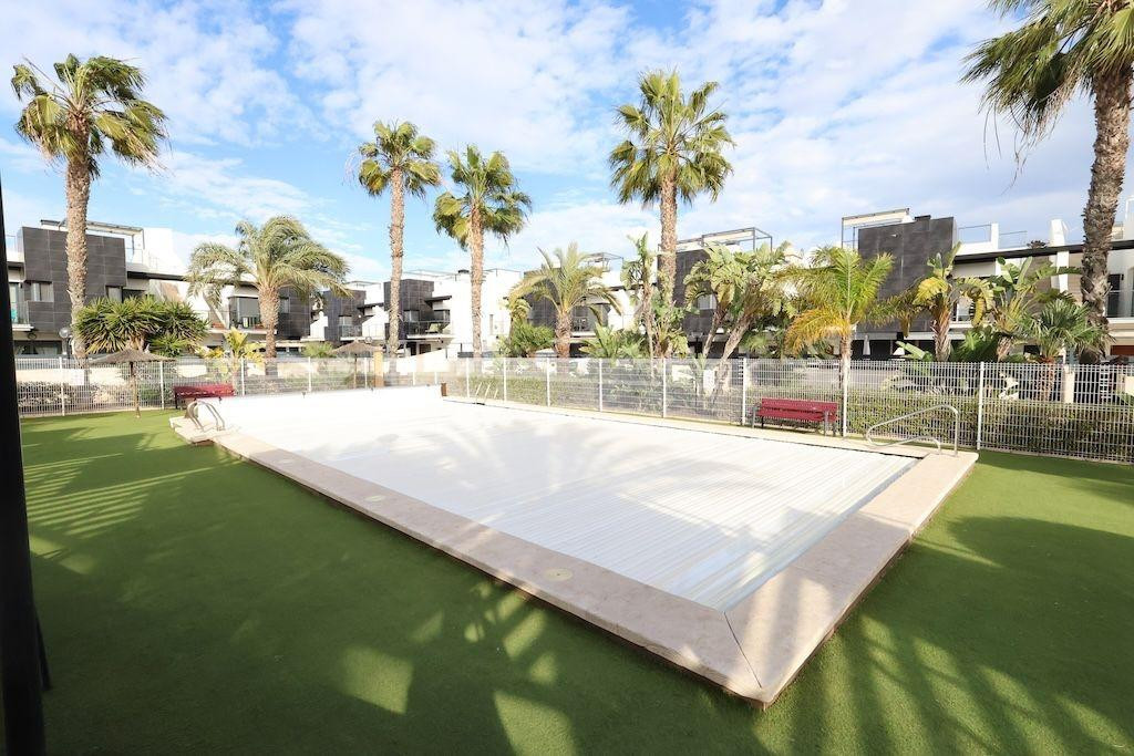 Se vende Adosada de 3 dormitorios en Costa Blanca, Alicante, España