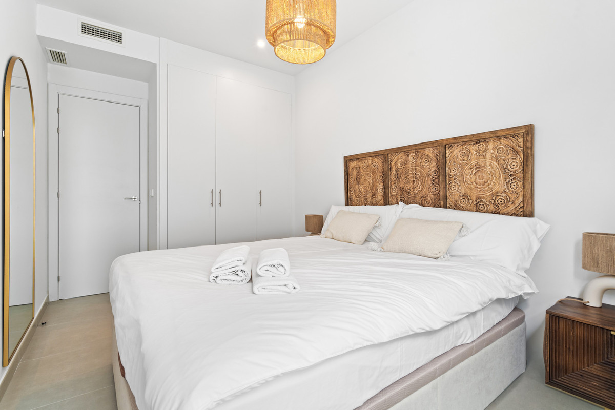 3 Bed Apartment for sale in Estepona Costa Del Sol, Málaga, Spain
