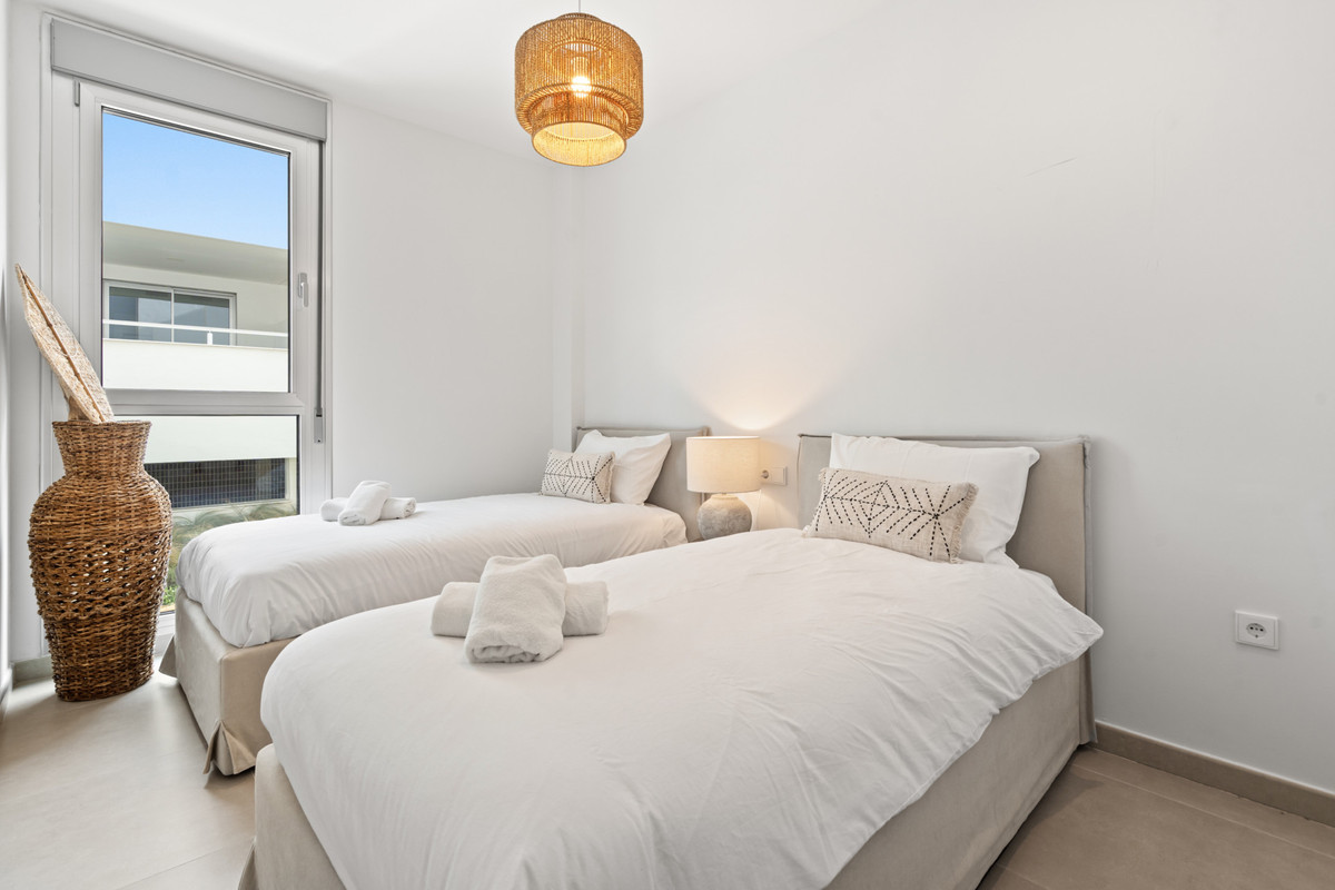 3 Bed Apartment for sale in Estepona Costa Del Sol, Málaga, Spain