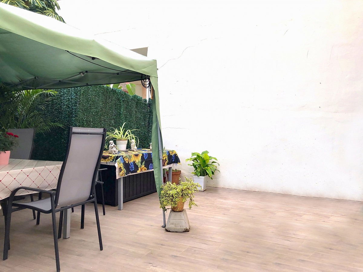 3 Bed Townhouse for sale in Selwo Costa Del Sol, Málaga, Spain